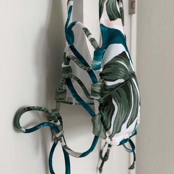 Hollister Bikini Top - Picture 2 of 4